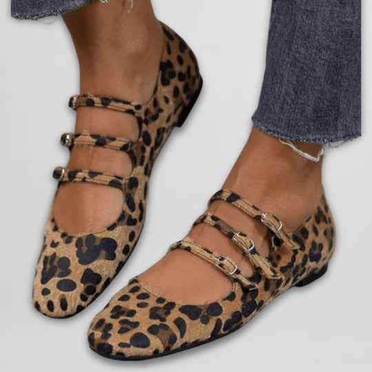 ZOE LOAFER