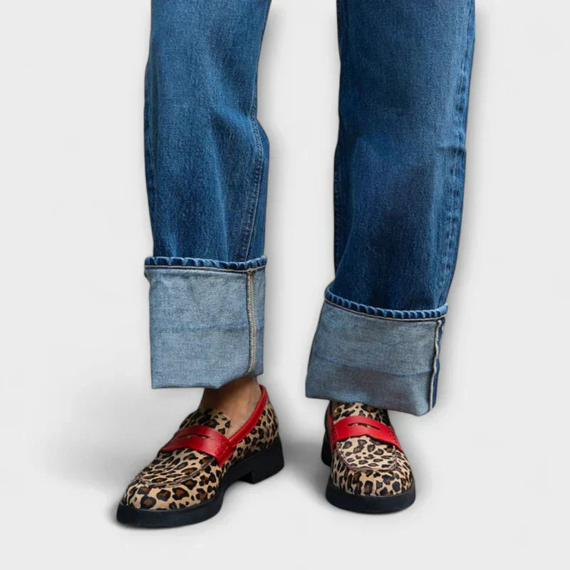 LEONA ROUND TOE LOAFERS