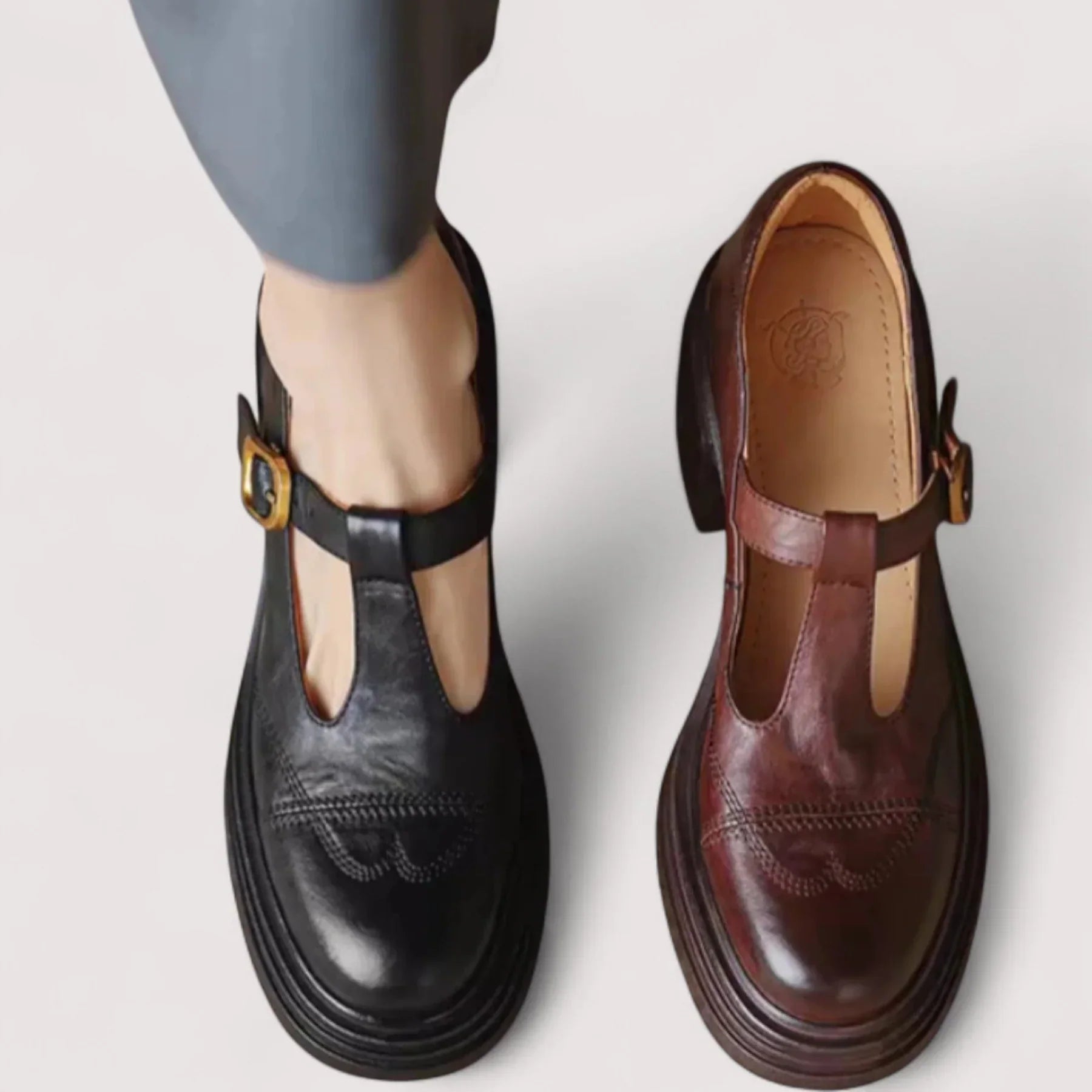 VERONICA LEATHER COURT SHOES